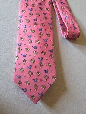 BROOKS BROTHERS 100% Silk Pink Gardening Print Tie